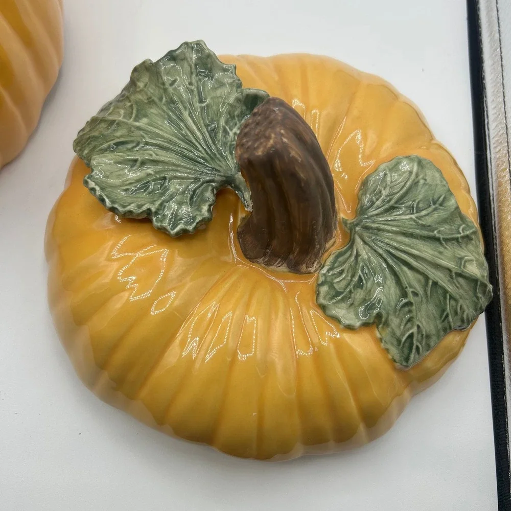 Williams Sonoma Pumpkin Tureen & 4 Lidded Bowls Set Orange Stoneware Fall Decor